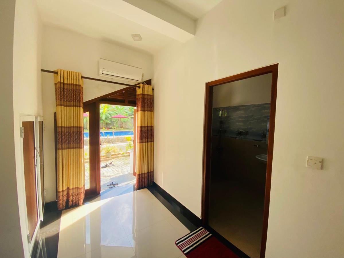 The Kingslayer Resort Negombo Kültér fotó